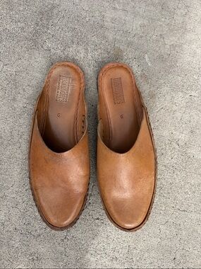 Mollini Women's Tan Leather Slip-On Loafers